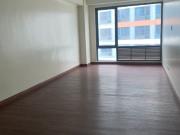 2 Bedroom Condo for Rent in Eastwood Parkview at...