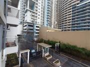 2 Bedroom corner unit in E. Rodriguez New Manila Quezon City