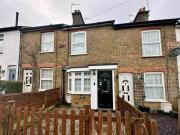 2 Bedroom Cottage For Rent In Bushey