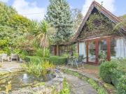 2 Bedroom Cottage For Rent In Chesham