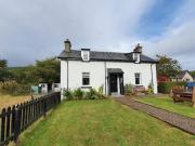 2 bedroom cottage for rent in Dochgarrod Cottage...