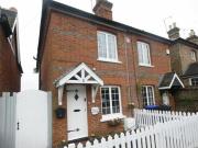 2 Bedroom Cottage For Rent In Farnham Common
