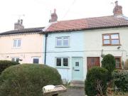 2 Bedroom Cottage For Rent In Main Street