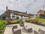 2 bedroom cottage for sale