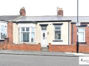 2 bedroom cottage for sale