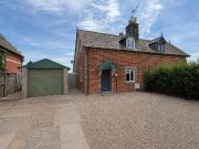 2 bedroom cottage for sale