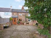 2 bedroom cottage for sale