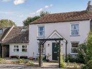 2 bedroom cottage for sale