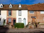 2 bedroom cottage for sale