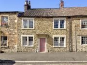 2 bedroom cottage for sale