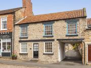 2 bedroom cottage for sale