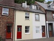 2 bedroom cottage for sale