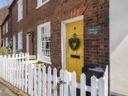 2 bedroom cottage for sale