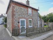 2 bedroom cottage for sale