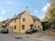 2 Bedroom Cottage For Sale In Chipping Campden
