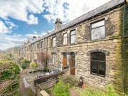 2 Bedroom Cottage For Sale In Fenay Bridge