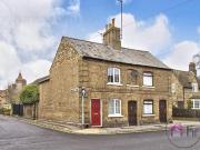 2 bedroom cottage for sale in Huntingdon Street St Neots...
