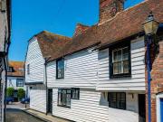 2 Bedroom Cottage For Sale In Rye