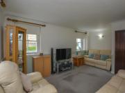 2 bedroom cottage for sale in Thorndon Park, Ingrave,...
