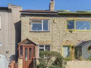 2 Bedroom Cottage For Sale In Walthamstow, London