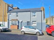 2 Bedroom Cottage House