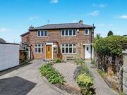 2 Bedroom Cottage House