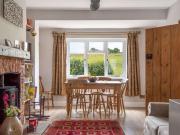 2 Bedroom Cottage House