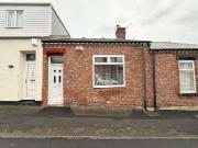 2 Bedroom Cottage House