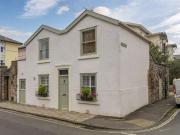 2 Bedroom Cottage House