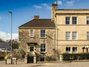 2 Bedroom Cottage House