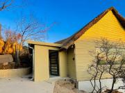 2 Bedroom cottage rented in Northcliff, Randburg