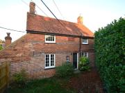 2 bedroom cottage to rent