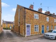 2 bedroom cottage to rent