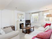 2 bedroom cottage to rent