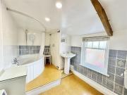 2 bedroom cottage to rent