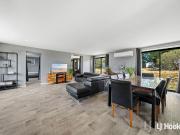 2 Bedroom Country Home only minutes out of Queanbeyan