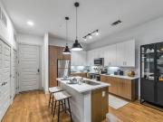 2 bedroom, Dallas TX 75226 LS77116074