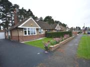 2 bedroom semi detached bungalow for rent in Ashley Way,...