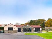 2 bedroom detached bungalow for rent in Huckford Lane...