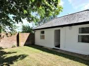 2 bedroom detached bungalow for rent in Polegate Road...