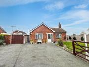 2 bedroom detached bungalow for sale