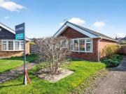 2 bedroom detached bungalow for sale