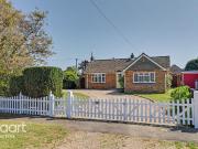 2 bedroom detached bungalow for sale