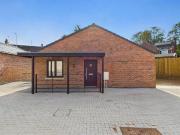 2 bedroom detached bungalow for sale