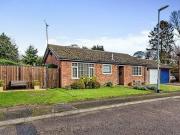 2 bedroom detached bungalow for sale in Anderson Close...