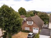 2 bedroom detached bungalow for sale in Bell Common...