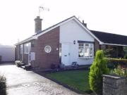 2 bedroom detached bungalow for sale in Chapelfields...