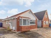 2 bedroom detached bungalow for sale in Greycraigs...