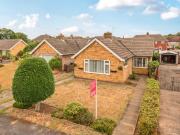 2 bedroom detached bungalow for sale in The Crescent,...