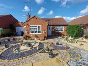 2 bedroom detached bungalow for sale in The Paddock...